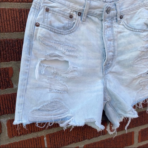 American Eagle 90s Boyfriend Shorts - Picture 5 of 8
